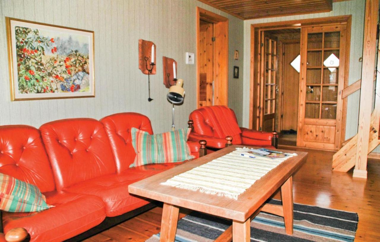 Cozy Home In Uddevalla With Wifi Häljebol Dış mekan fotoğraf
