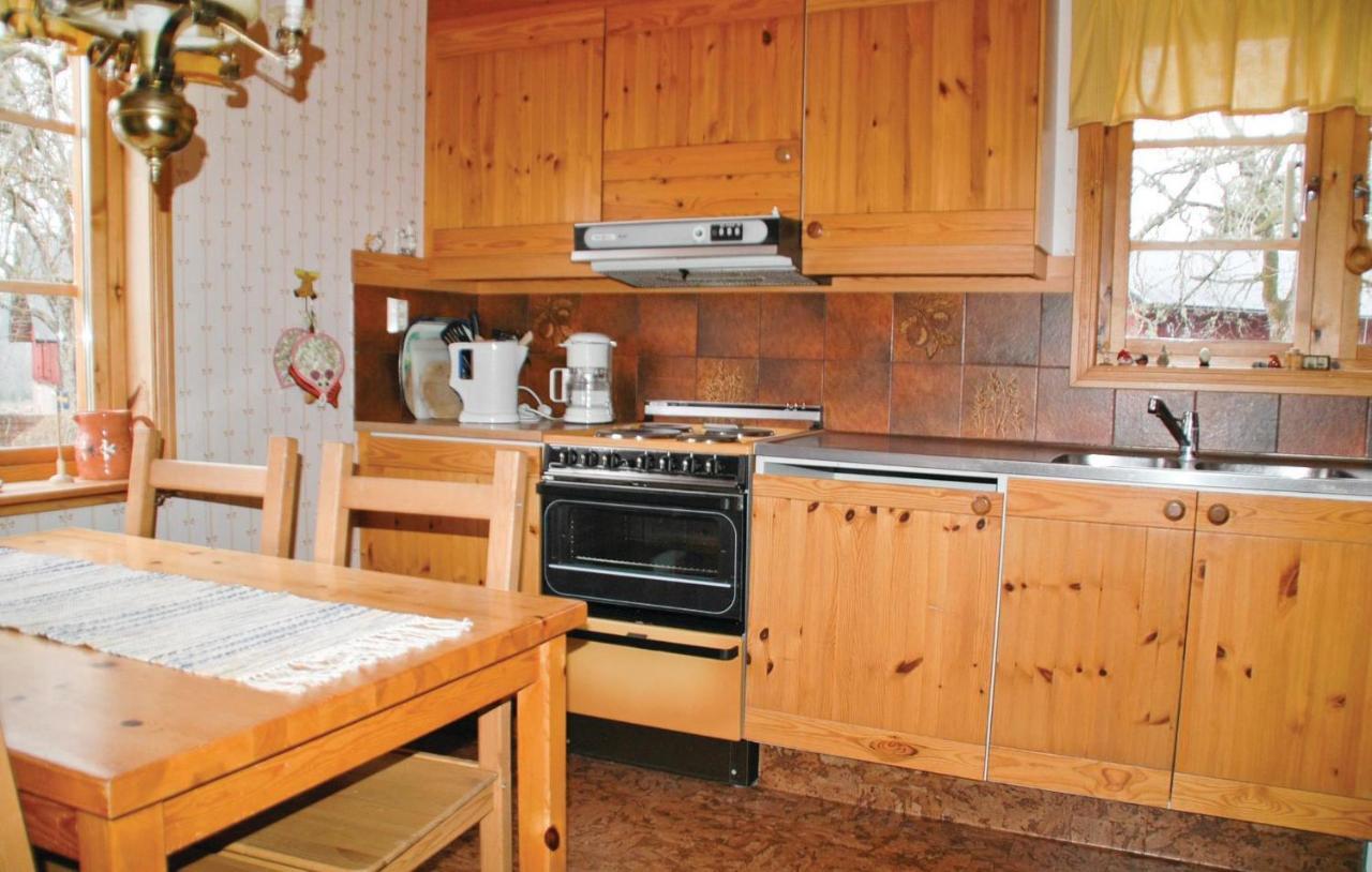 Cozy Home In Uddevalla With Wifi Häljebol Dış mekan fotoğraf