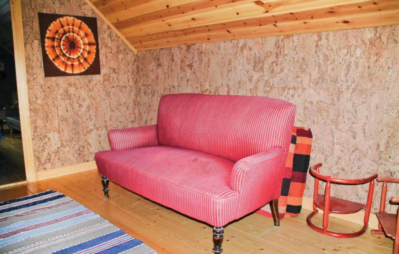 Cozy Home In Uddevalla With Wifi Häljebol Dış mekan fotoğraf