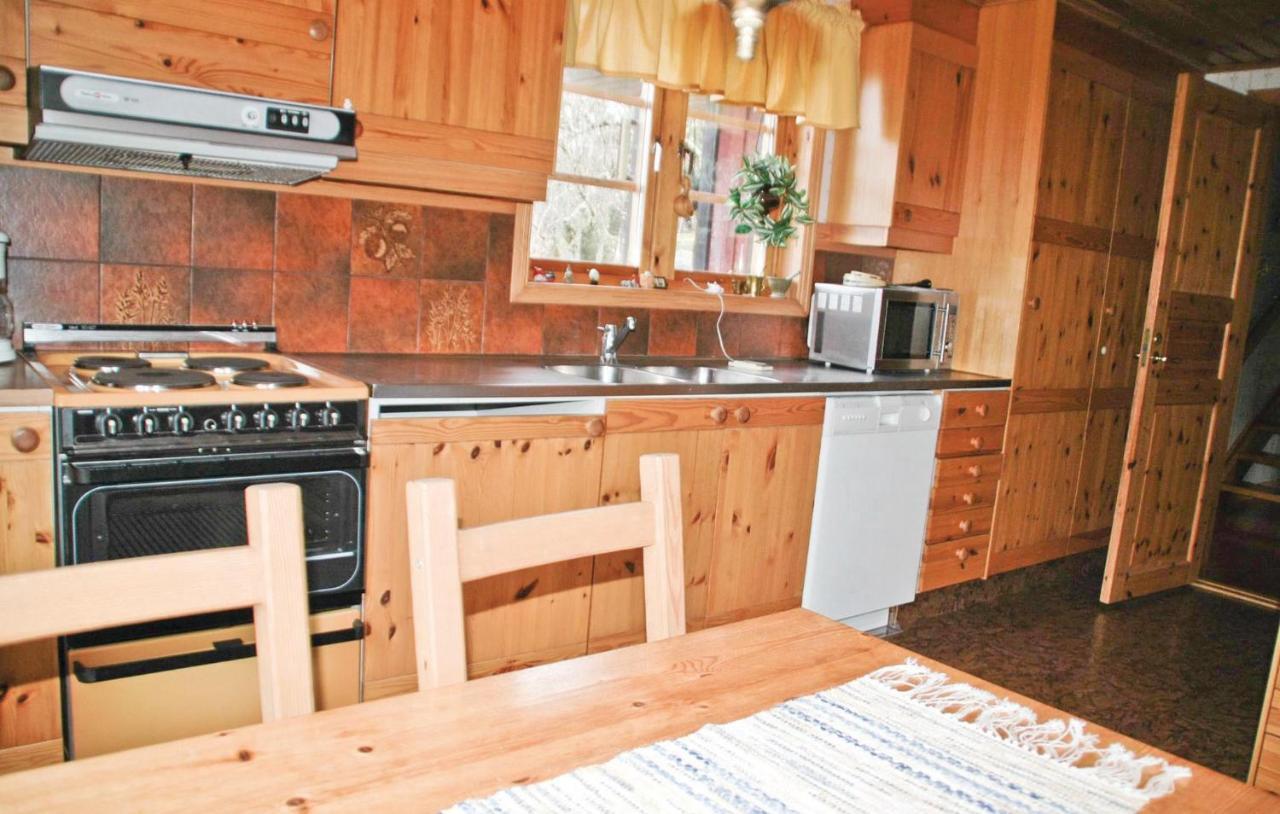 Cozy Home In Uddevalla With Wifi Häljebol Dış mekan fotoğraf